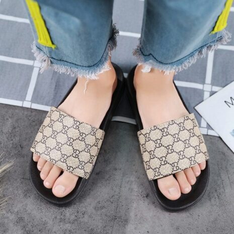 2021-Fashion-Slippers-unisex-Home-Summer-Beach-Ourdoor-Slides-Slipers-Platform-Mules-Shoes-Flats-Zapatos-De-4.jpg